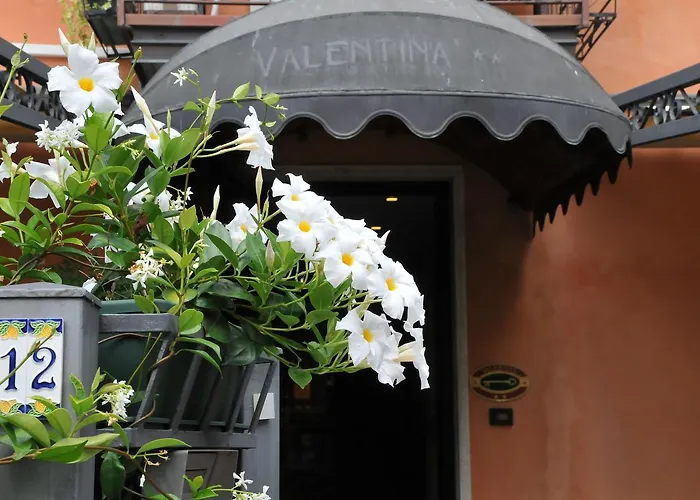 Valentina Hotel 2*